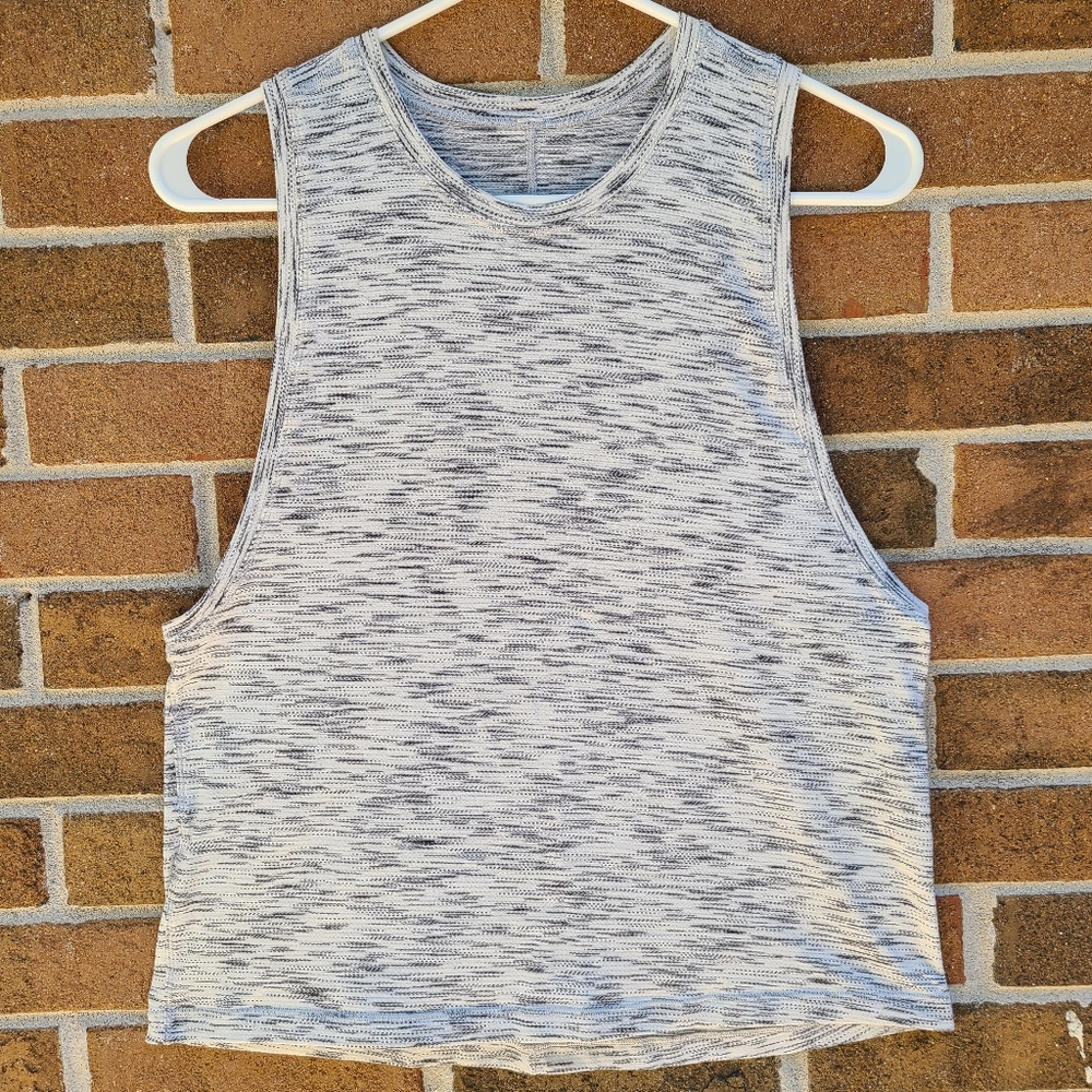 Lululemon Squad Goals tank